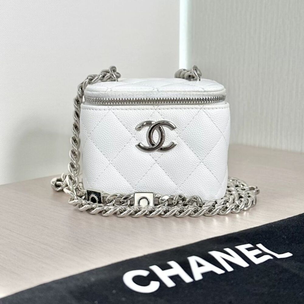 Chanel Women Pre-Loved Bag Very Good Condition